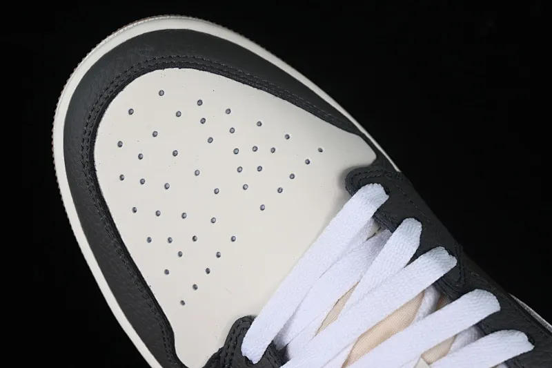 All categories Air Jordan Jordan series basketball shoes Air Jordan 1 Low Air Jordan 1 Low "Snkrs Day" AJ1 Joe 1 Magpie Gray Toe Low-top cultural casual sneakers FD0399-004